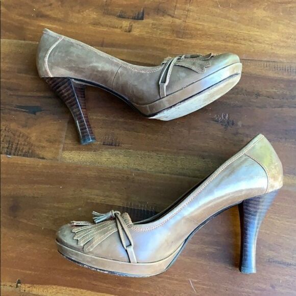 𝅺CHARLES by Charles David Tassel Fringe Heels Shoes - Picture 5 of 8